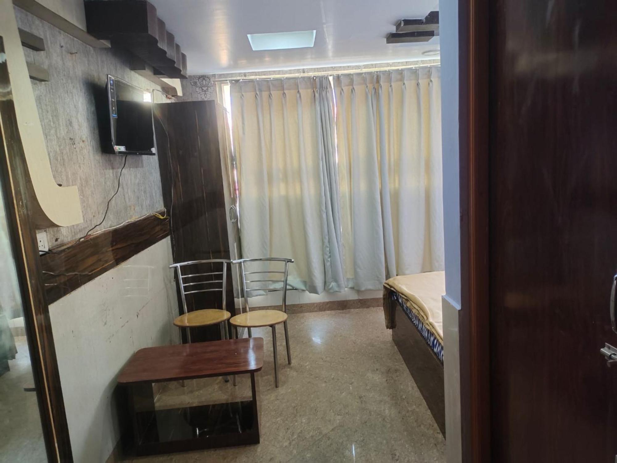 Hotel Tara Lodge Grand Road Puri - Near Jagannath Temple - Best Location Ngoại thất bức ảnh