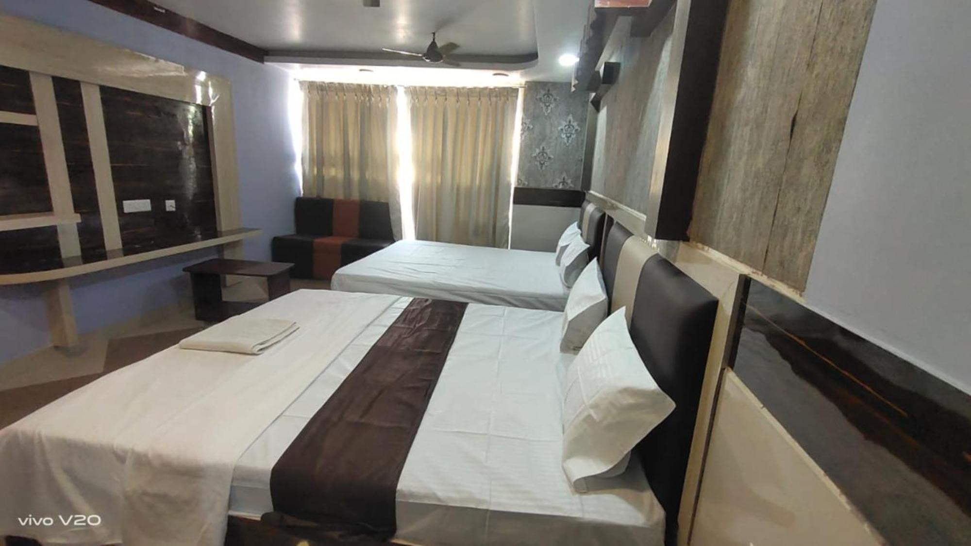 Hotel Tara Lodge Grand Road Puri - Near Jagannath Temple - Best Location Ngoại thất bức ảnh