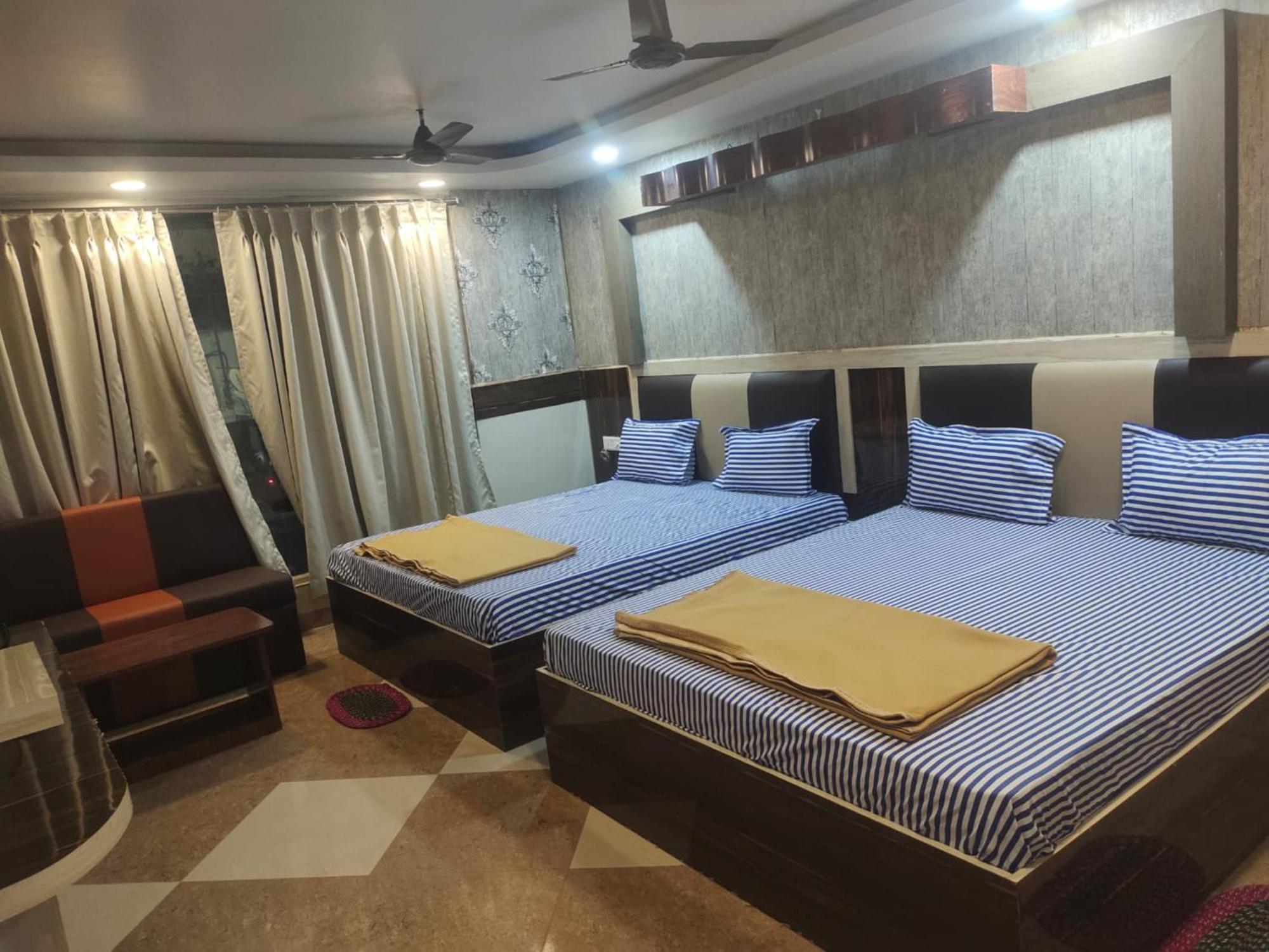 Hotel Tara Lodge Grand Road Puri - Near Jagannath Temple - Best Location Ngoại thất bức ảnh